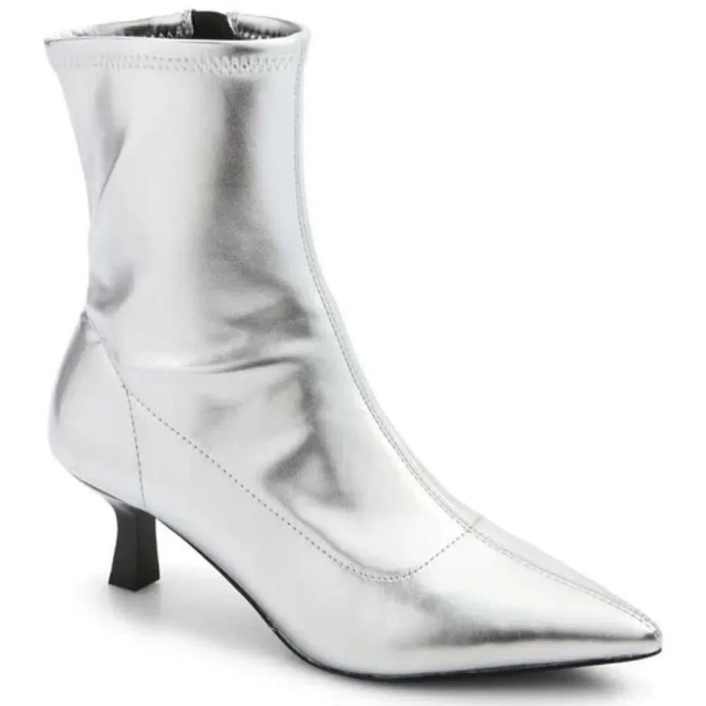 Abound Silver Zip up Ankle Boots(Size 6M)